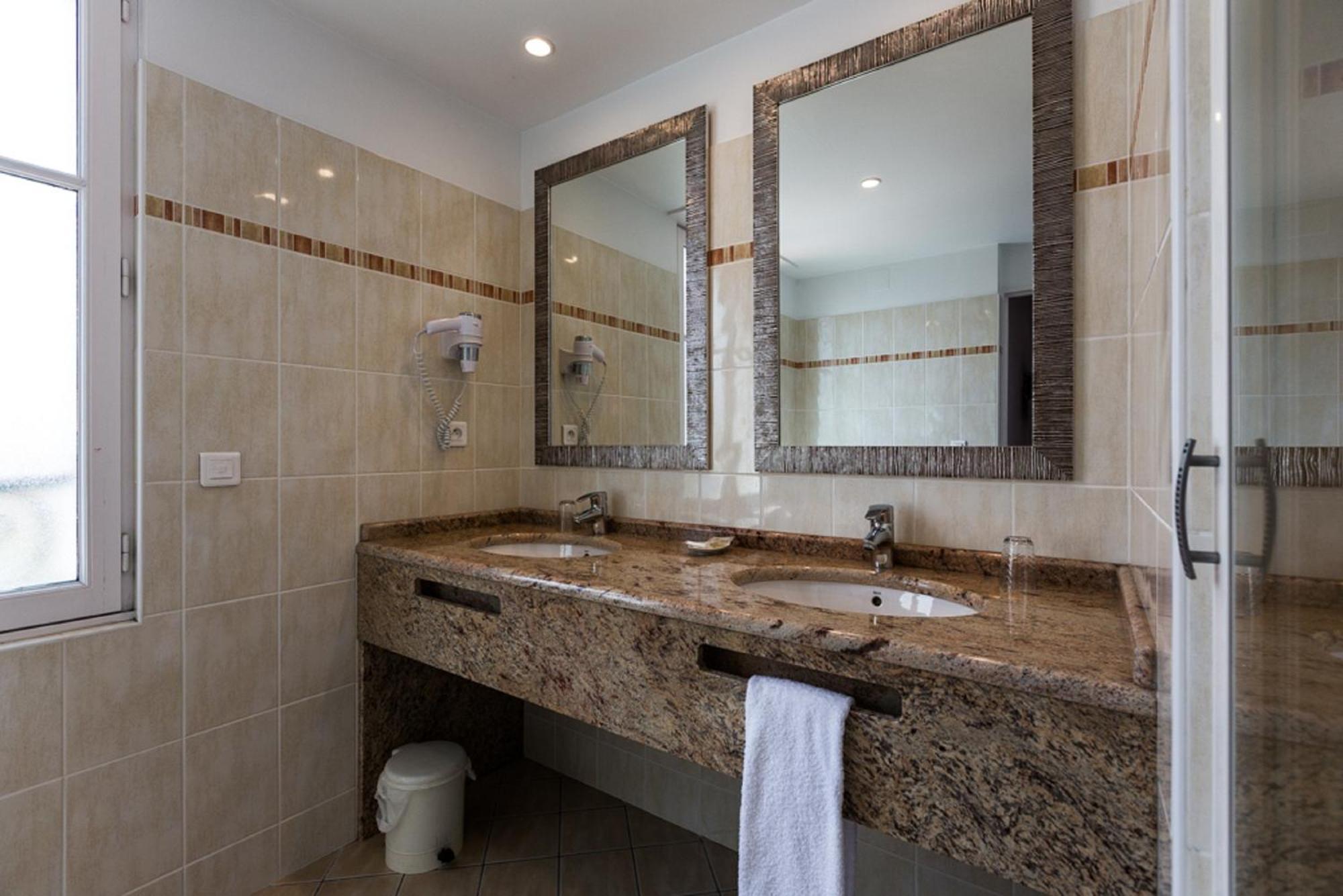 Hotel Maitagaria Biarritz Phòng bức ảnh